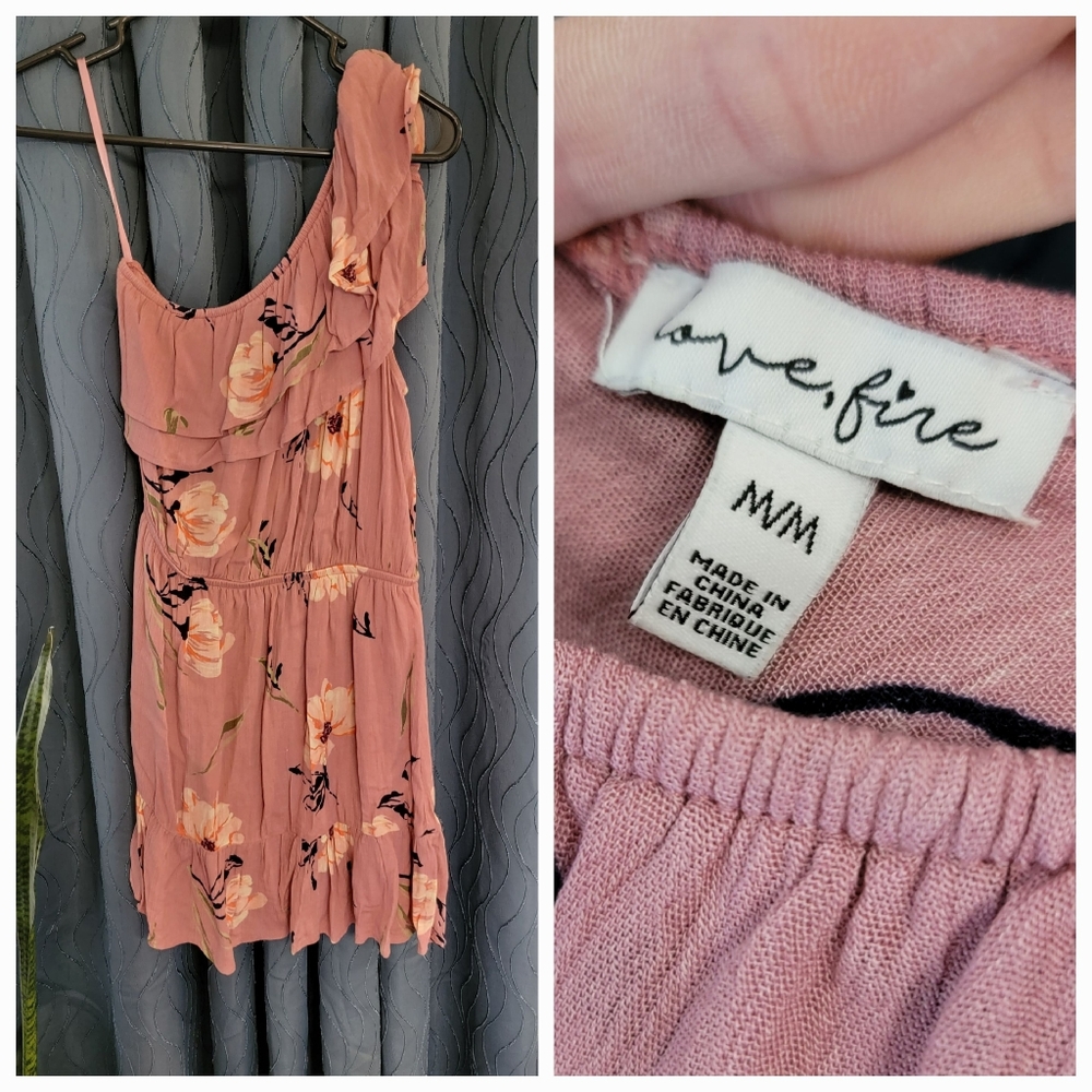 Cute dress!
